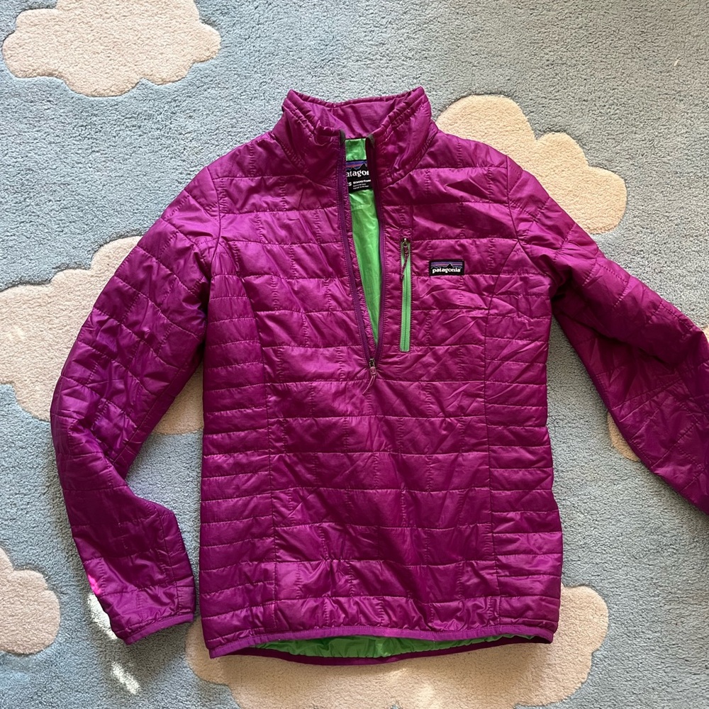 Patagonia nano puff pullover. Women’s xs